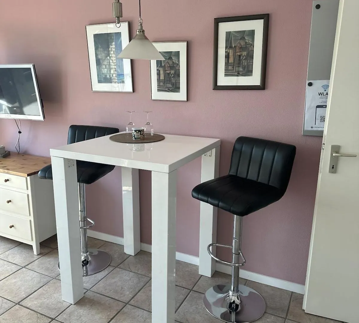 Oase Fuer Reisende & Geschaeftsleute Apartment Meerbusch