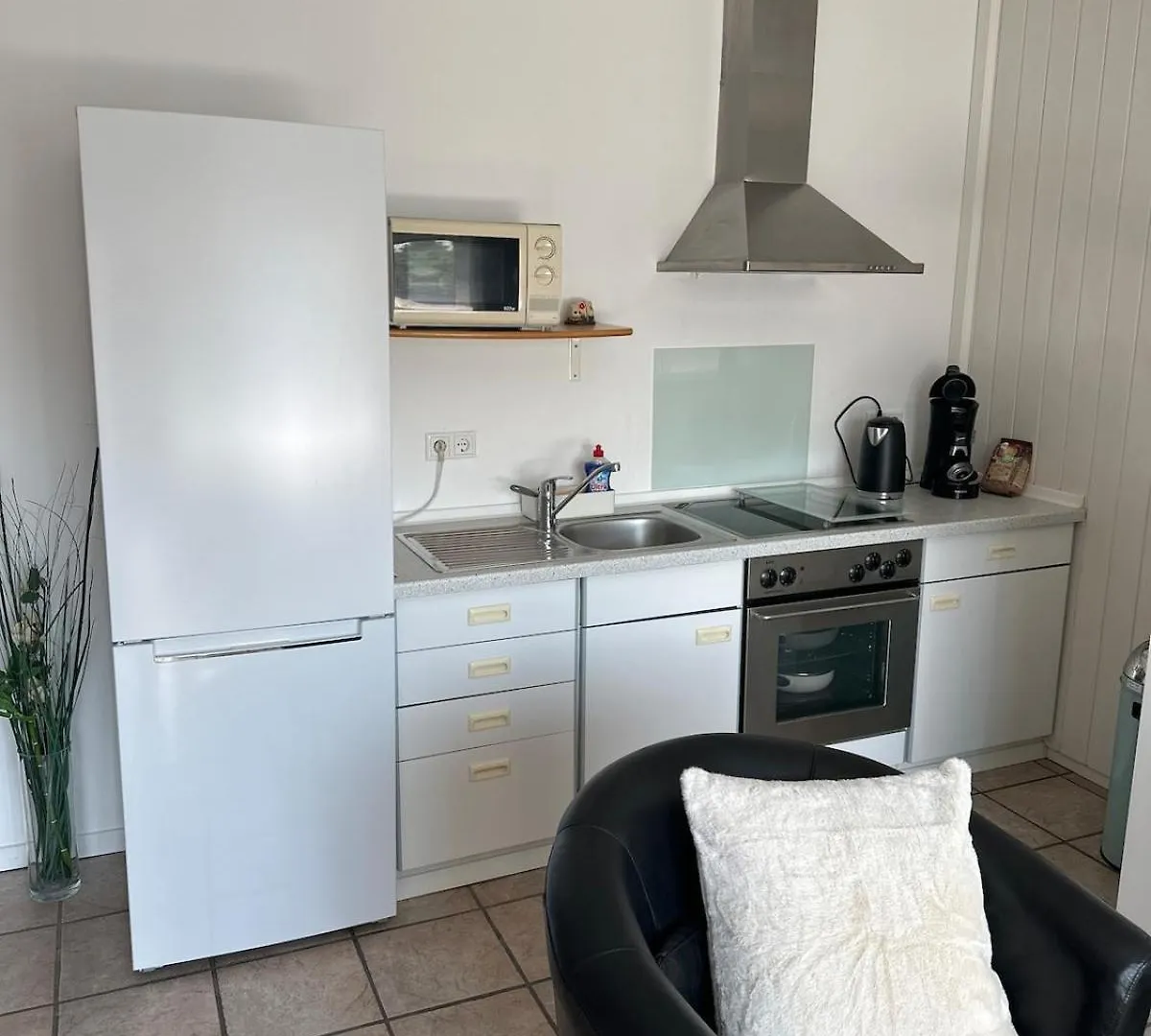 Oase Fuer Reisende & Geschaeftsleute Apartment Meerbusch